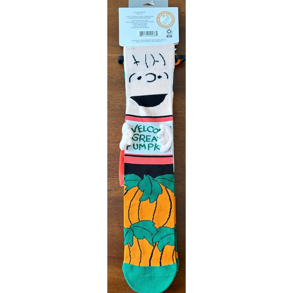 NWT Hallmark 2025 It's The Great Pumpkin Charlie Brown Socks Linus Snoopy $25